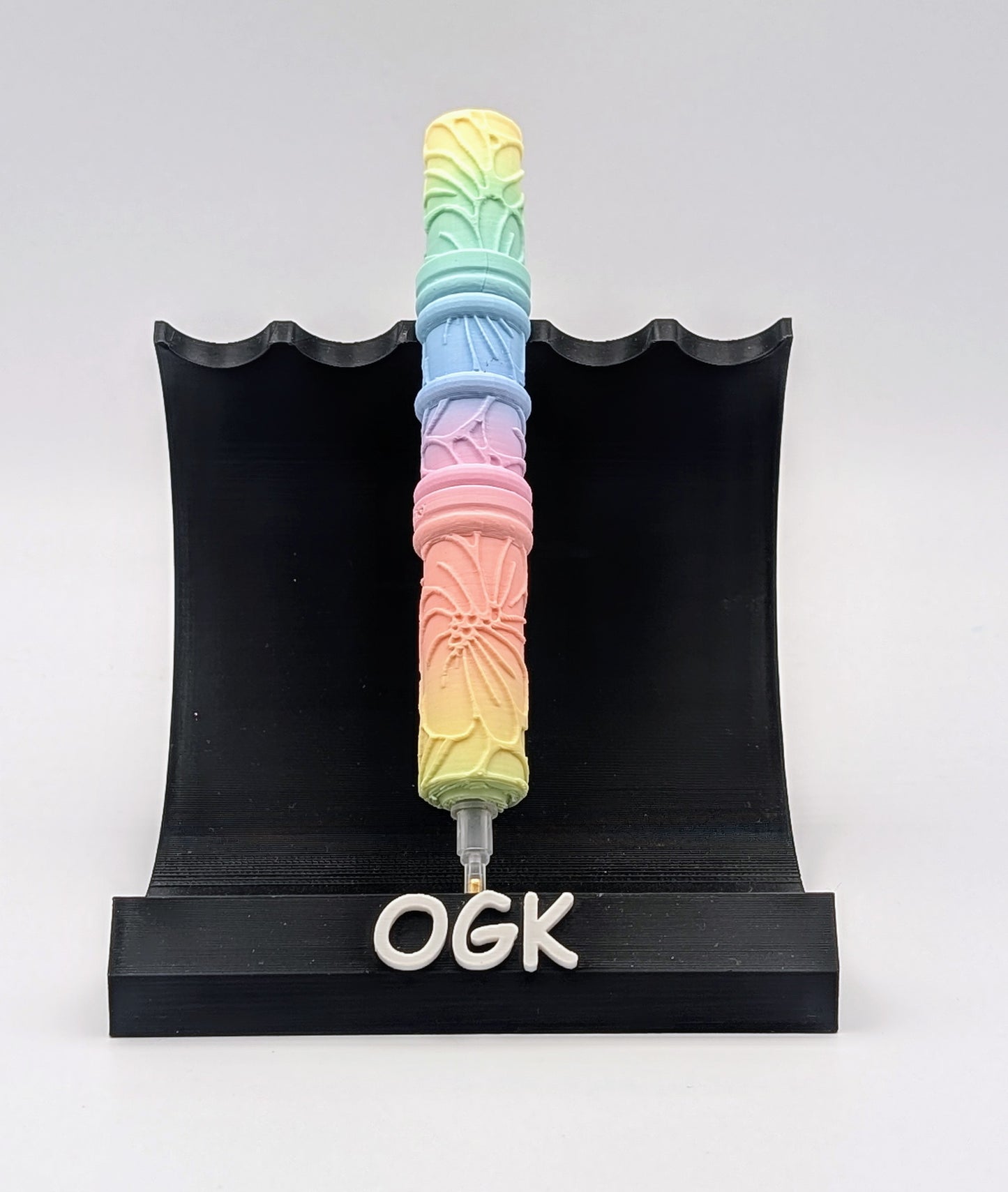3D Printed Rainbow Flower Pen