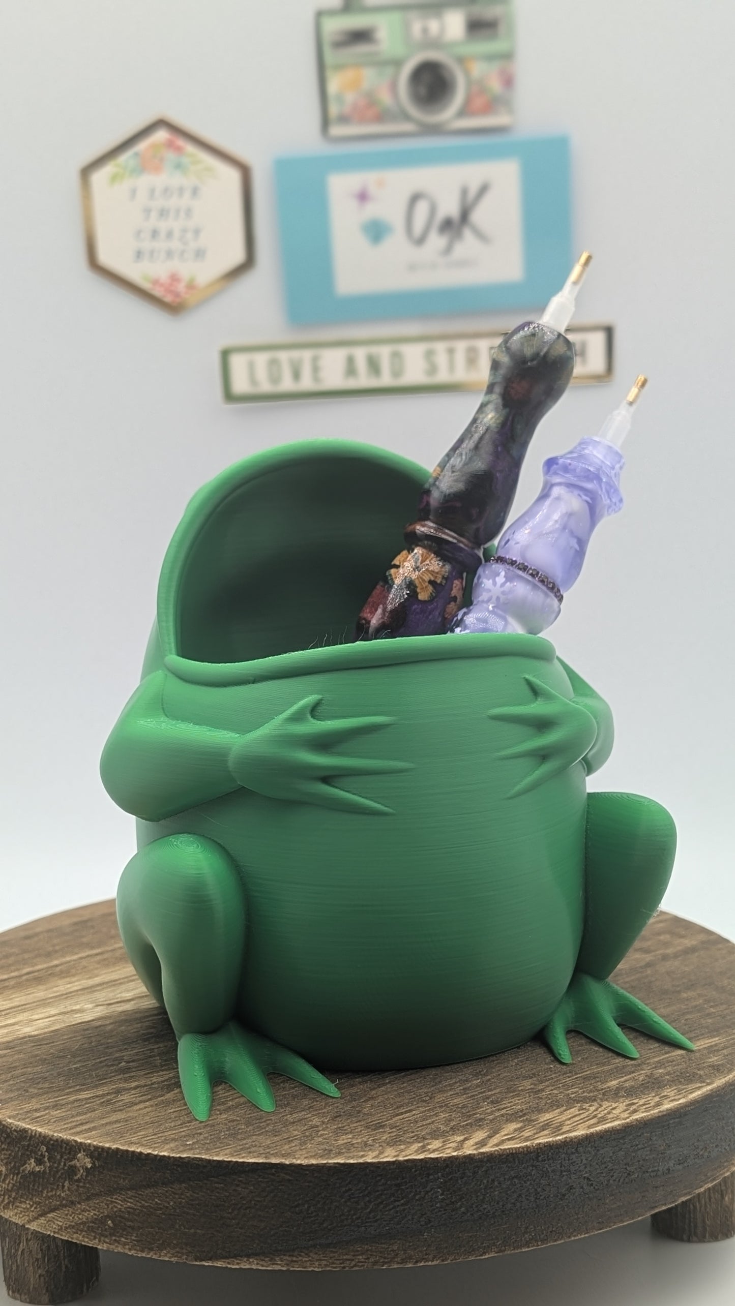 Frog Pen Caddy