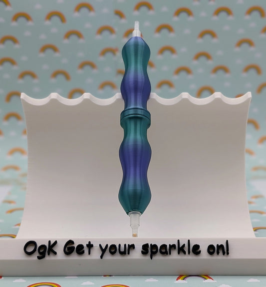 Rainbow 3D-printed diamond painting E Pen design