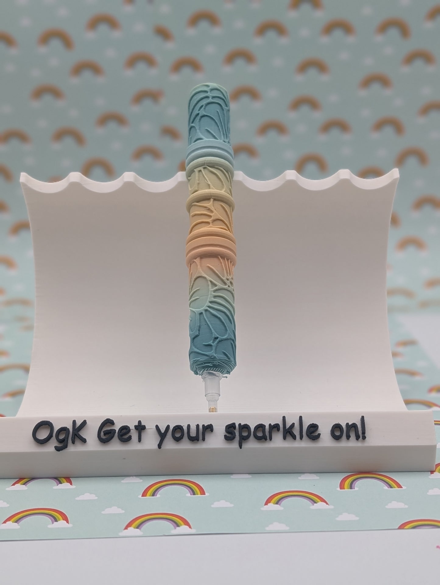 3D Printed Rainbow Flower Pen